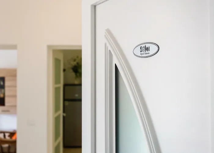 Botun Free Parking * פולה